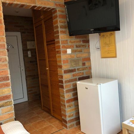 Autóscsárda és Panzió Hotel Makó Exterior foto